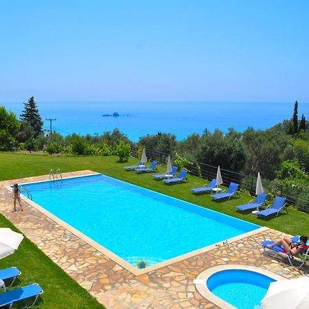 Large Apartment By The Pool - Pelekas Beach, Corfu Eksteriør billede